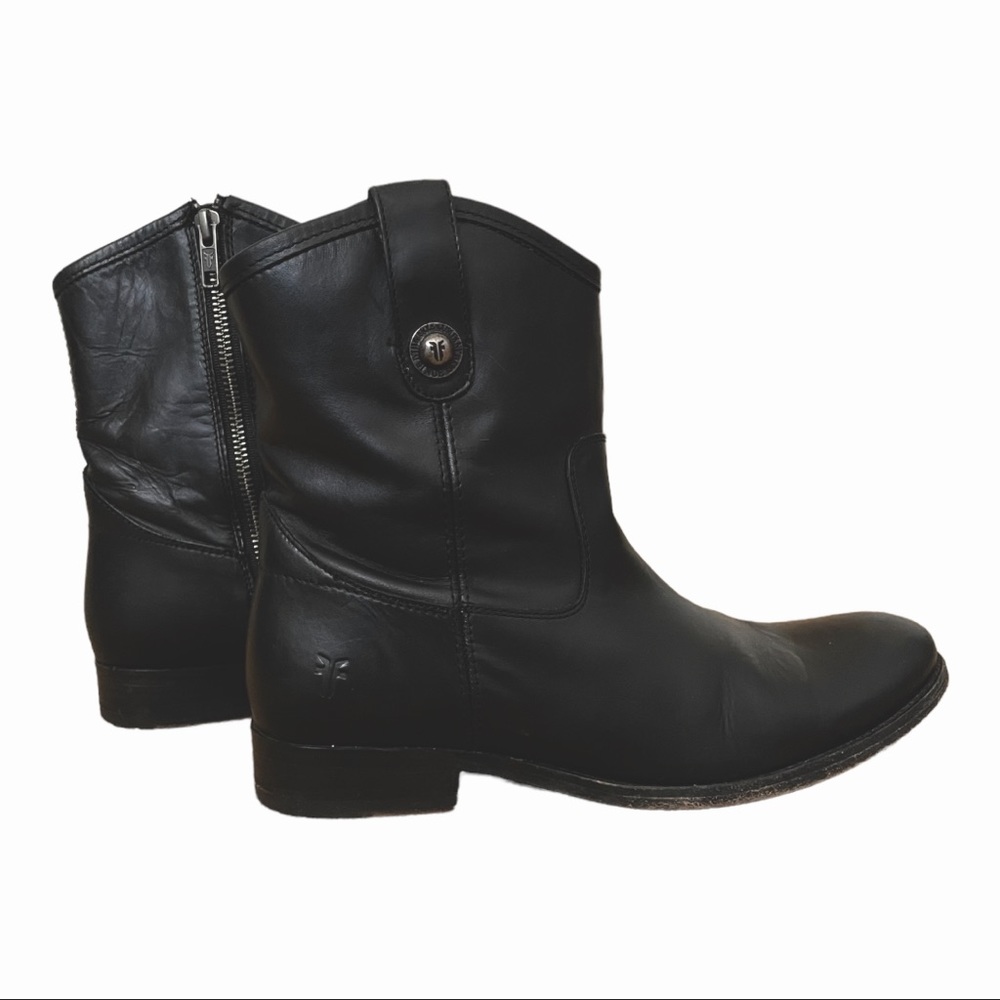 Frye Melissa Button Short Women’s Boot, Size 9